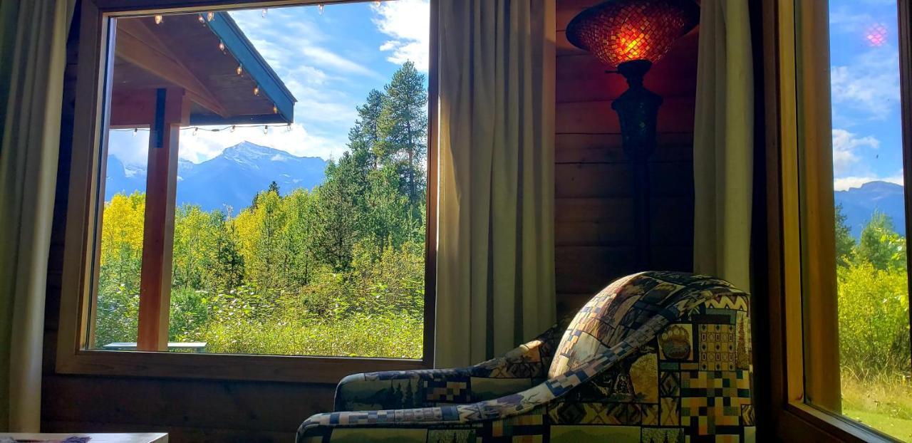 Mica Mountain Lodge & Log Cabins แต็ต โฌน กาช ภายนอก รูปภาพ