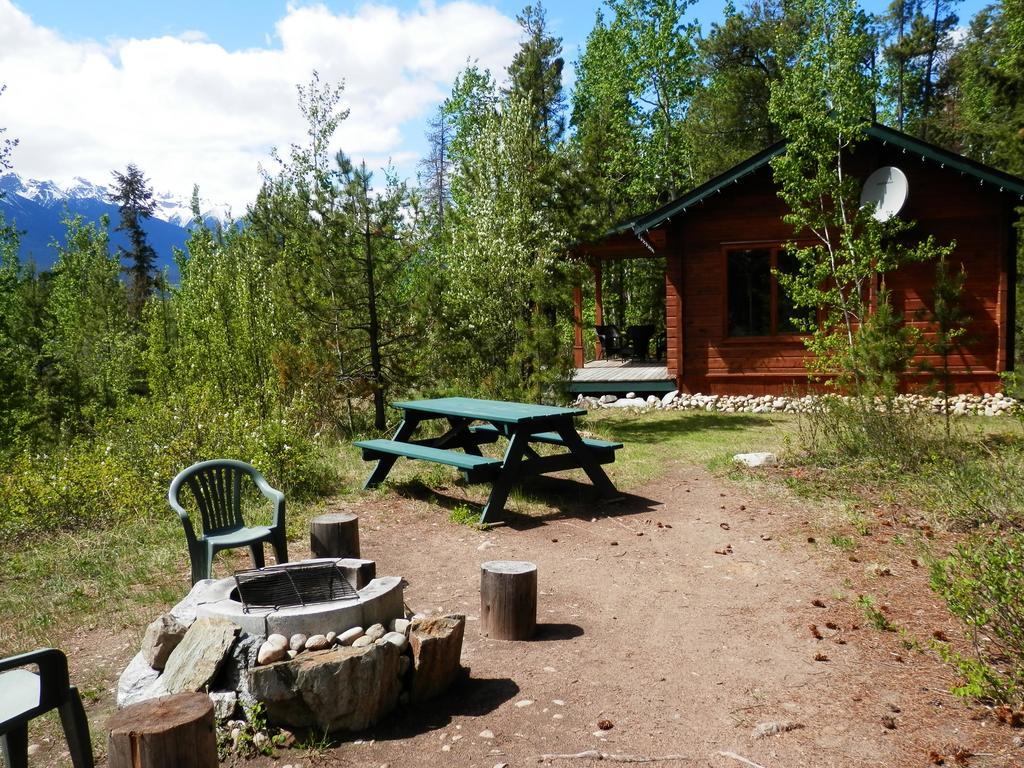 Mica Mountain Lodge & Log Cabins แต็ต โฌน กาช ภายนอก รูปภาพ