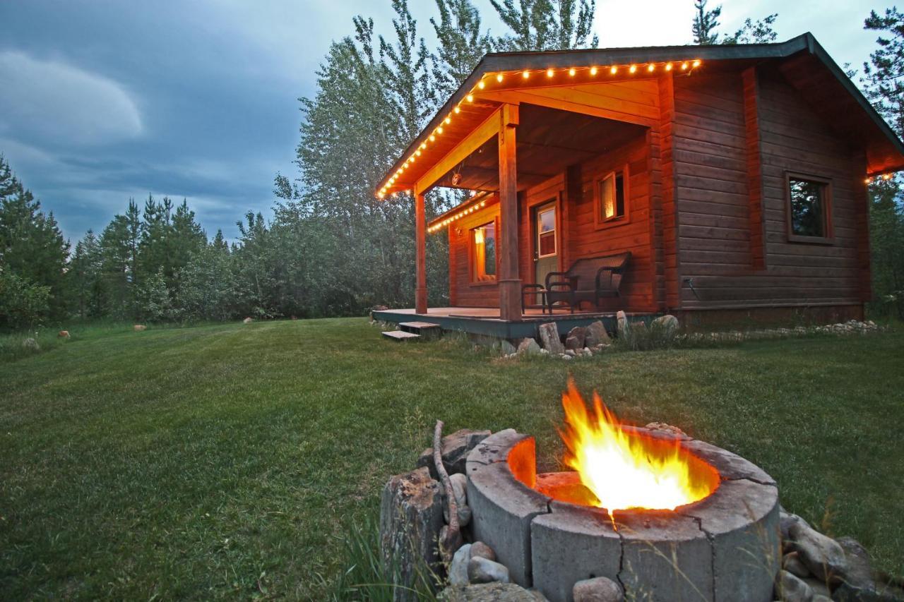 Mica Mountain Lodge & Log Cabins แต็ต โฌน กาช ภายนอก รูปภาพ